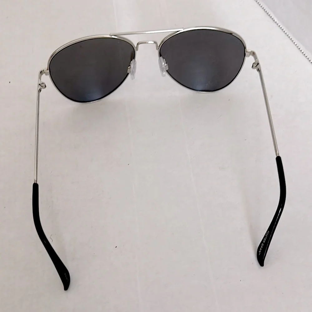 Foster Grant Dolly Silver Aviator Sunnies EUC